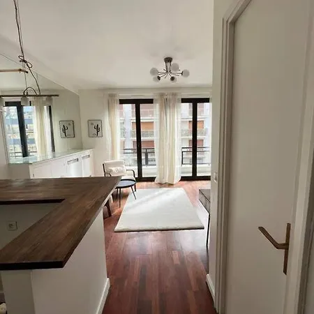 Apartamento Modern In 16th *